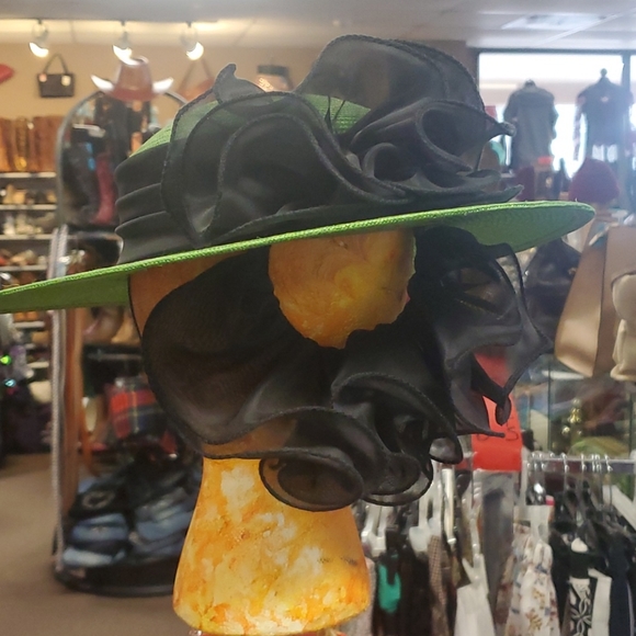 Vintage Sonni derby-Sunday Hat - Picture 3 of 6